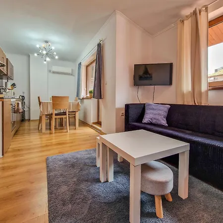 Cedar 2 Bedroom By Flat Mаnager *